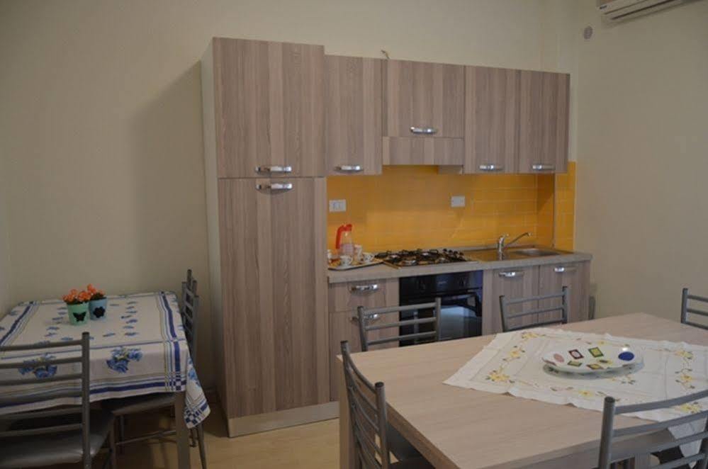 סירקוזה Affittacamere Il Terrazzo Di Archimede מראה חיצוני תמונה